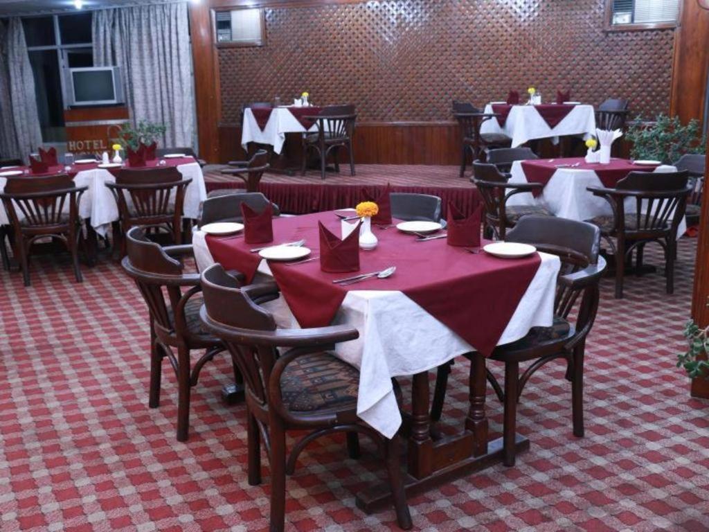Hotel Mountain Kathmandu Exterior foto