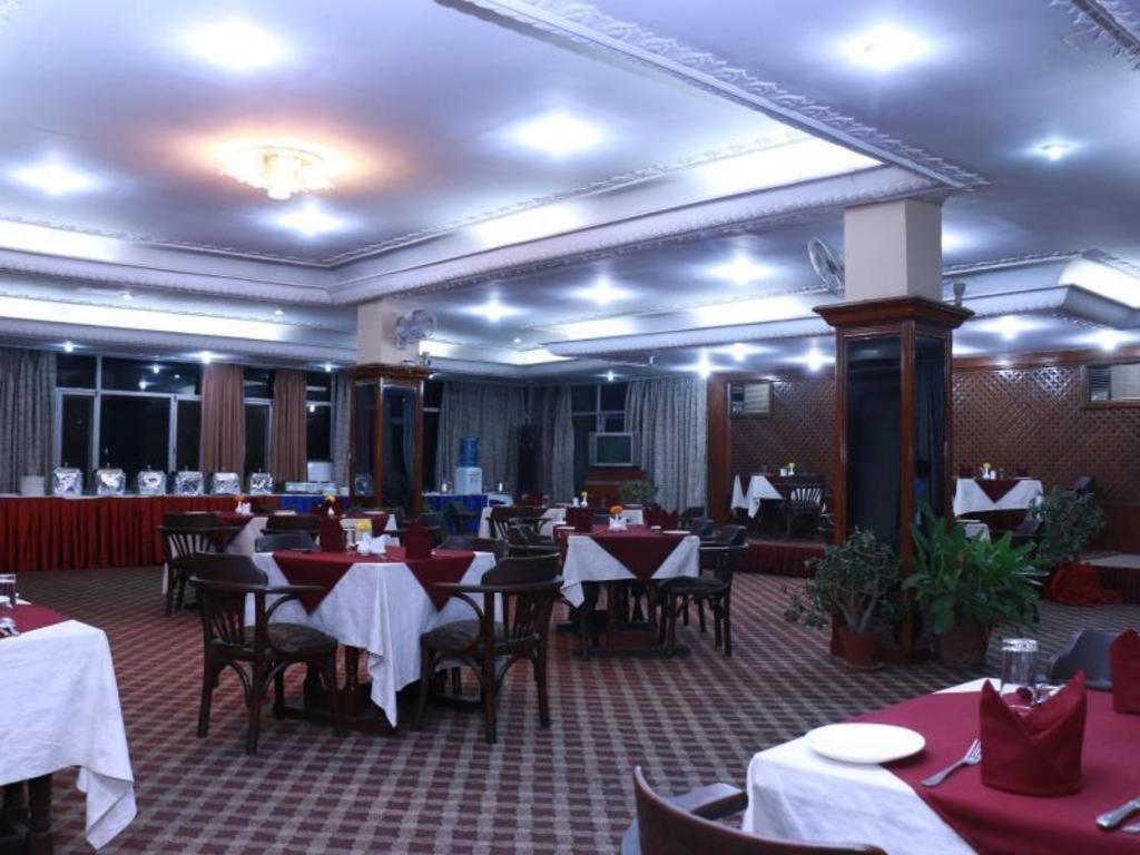 Hotel Mountain Kathmandu Exterior foto